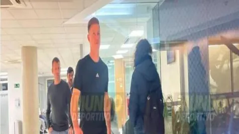 杜潤旺對昨夜衝動行為致歉，深表懊悔與歉意。