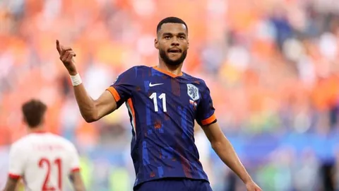 意甲：莱奥建功希门尼斯首秀，十人米兰2-0胜恩波利