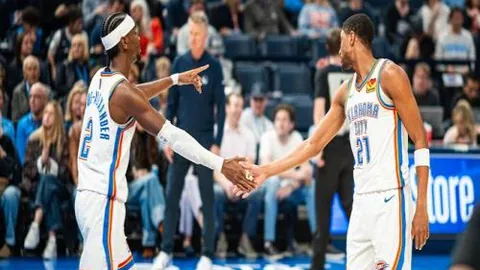 巴黎圣日耳曼热切追求恩佐！阿根廷媒体曝：非正式接触已开启，转会悬念即将揭晓！